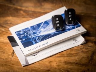 Voertuigafbeelding 16