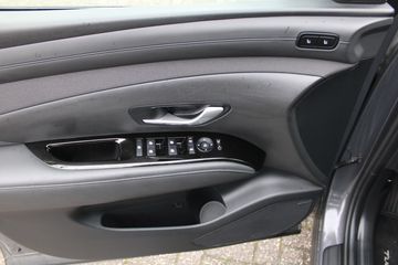 Voertuigafbeelding 9