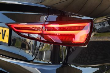 Voertuigafbeelding 11