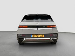 Voertuigafbeelding 7