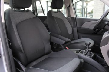 Voertuigafbeelding 9