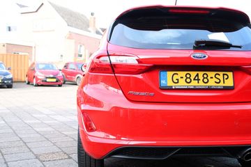 Voertuigafbeelding 6