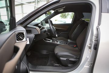 Voertuigafbeelding 4