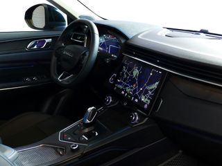 Voertuigafbeelding 6