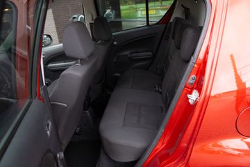 Voertuigafbeelding 8