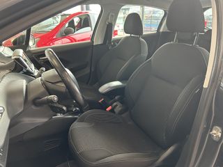 Voertuigafbeelding 13