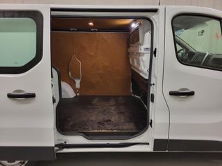 Voertuigafbeelding 6