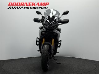 Voertuigafbeelding 4