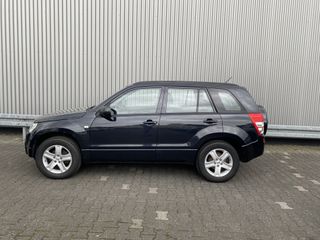 Voertuigafbeelding 8