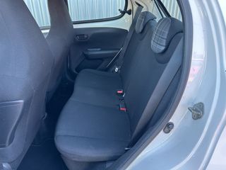 Voertuigafbeelding 5