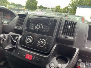 Voertuigafbeelding 6