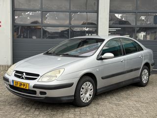 Voertuigafbeelding 3