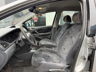 Voertuigafbeelding 8