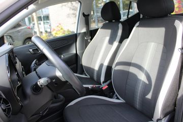 Voertuigafbeelding 6