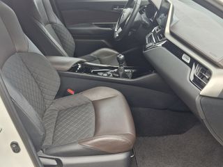 Voertuigafbeelding 12