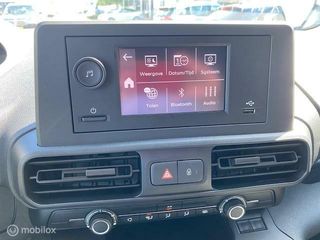 Voertuigafbeelding 12