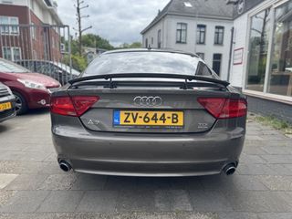 Voertuigafbeelding 4