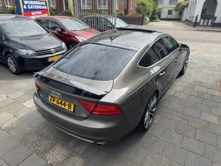 Voertuigafbeelding 8