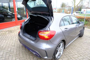 Voertuigafbeelding 8