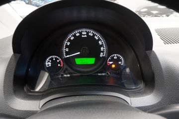 Voertuigafbeelding 9