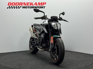 Voertuigafbeelding 3