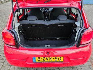 Voertuigafbeelding 4