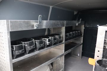 Voertuigafbeelding 11