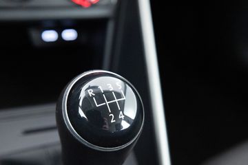 Voertuigafbeelding 12