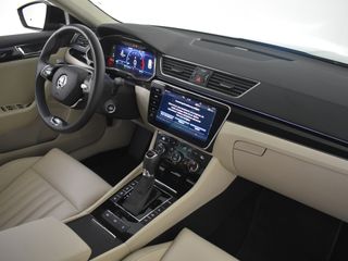 Voertuigafbeelding 4