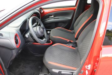 Voertuigafbeelding 10