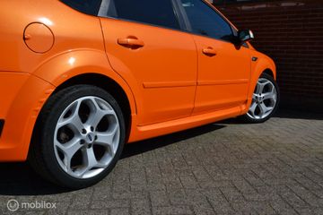 Voertuigafbeelding 12