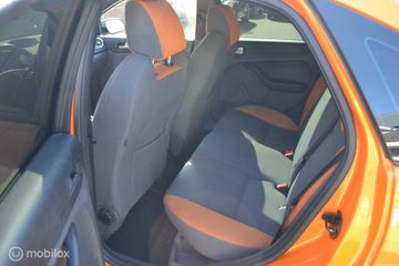 Voertuigafbeelding 16