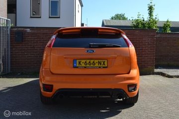 Voertuigafbeelding 4