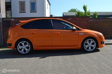 Voertuigafbeelding 6