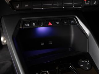 Voertuigafbeelding 38