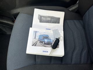 Voertuigafbeelding 13