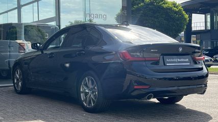 Voertuigafbeelding 3