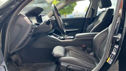 Voertuigafbeelding 8