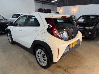 Voertuigafbeelding 6