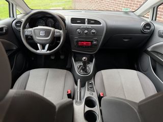 Voertuigafbeelding 9