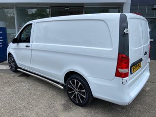 Voertuigafbeelding 2