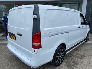 Voertuigafbeelding 3