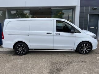 Voertuigafbeelding 5