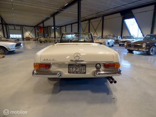 Voertuigafbeelding 7