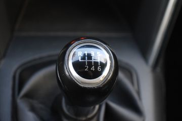 Voertuigafbeelding 21