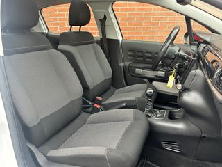 Voertuigafbeelding 21