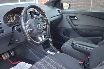 Voertuigafbeelding 8