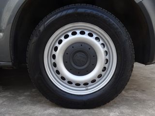 Voertuigafbeelding 35