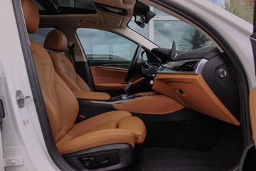 Voertuigafbeelding 14