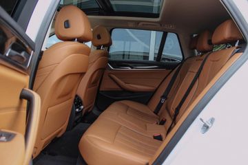 Voertuigafbeelding 19